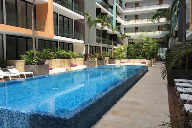 The City Luxury Suites Playa del Carmen Luaran gambar